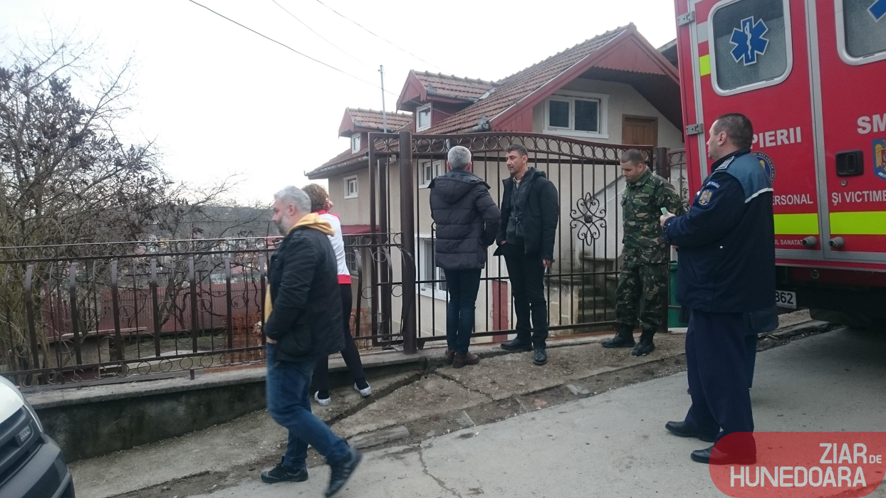 Tragedie imensă în Deva! Sora și mama unui polițist, găsite moarte în casă