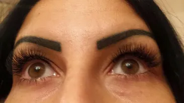 Povestea incredibila a HOATEI DE GENE. Aceasta este pitipoanca care fuge din saloanele de lux fara sa plateasca!