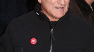 Robin Williams si-a cerut scuze australienilor pentru ca i-a numit "englezi de joasa speta"