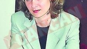 S-a indragostit de un detinut