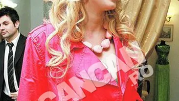 Crina Abrudan ii poarta pica Geaninei Varga, dupa ce a inlocuit-o la Observatorul sportiv! Rade de ea atunci cand se balbaie