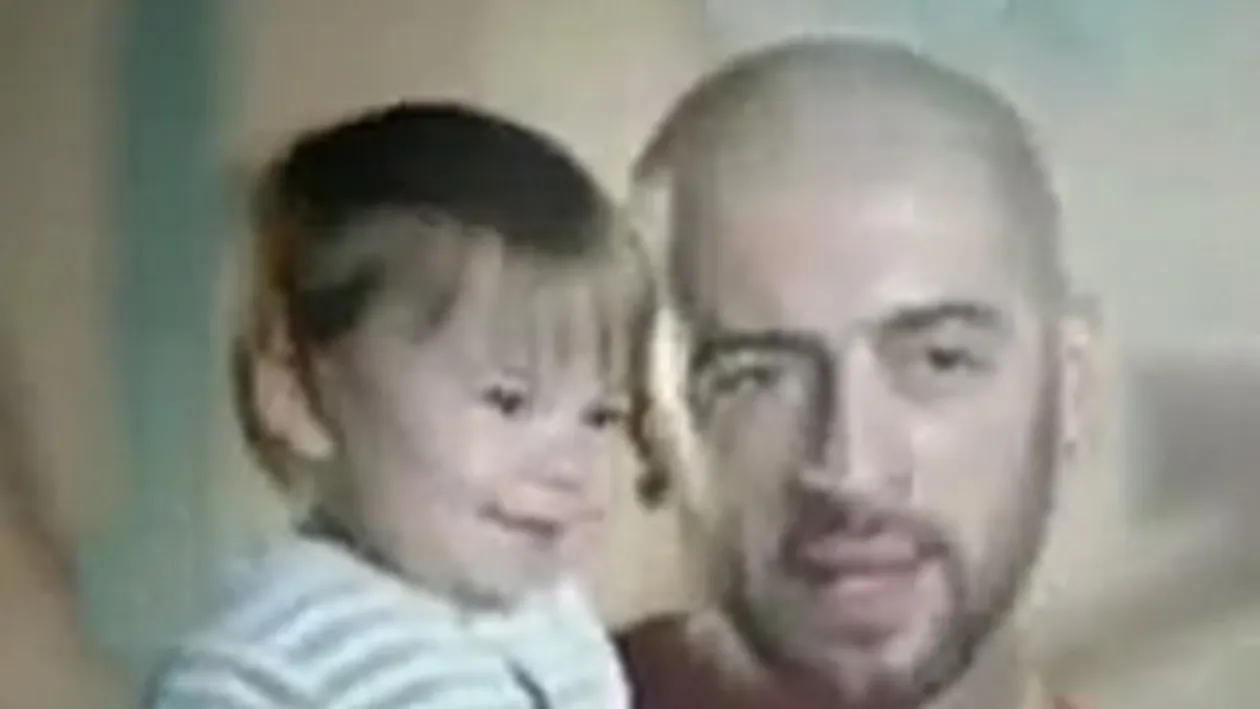 Fiica lui CRBL, inlocuita in ultima reclama la compania de telefonie mobila. O producatoare a vrut ca fetita ei sa filmeze langa cantaret!