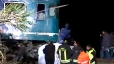 Accident cumplit în Italia! Şase români au murit după ce maşina lor a fost lovită de tren