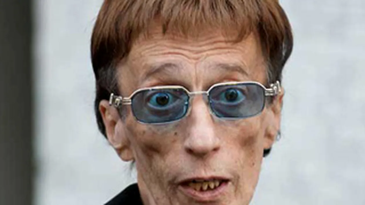 A iesit din coma, desi medicii nu ii mai dadeau sanse sa supravietuiasca! Robin Gibb de la Bee Gees vorbeste dupa zile intregi in care a fost inconstient!