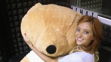 Le ia mintile barbatilor! Delia este mai sexy ca niciodata