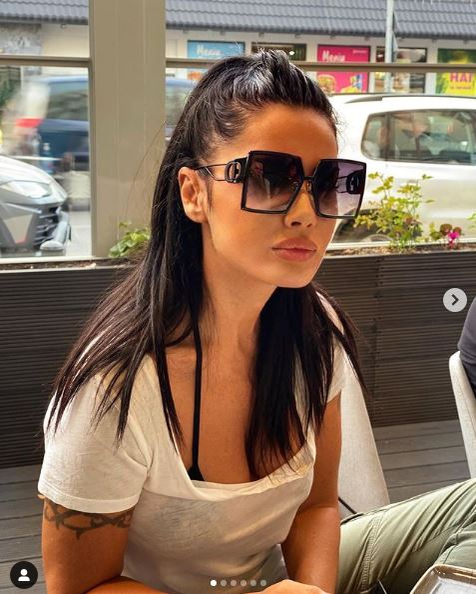 Oana Zăvoranu a lansat o ofensivă împotriva influencerițelor
