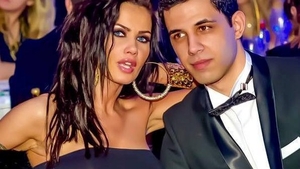 Mesajul postat de Oana Zăvoranu în urmă cu puțin timp: “E necesar să înveti din greşeli şi sa nu le mai repeţi…“