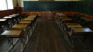 Elevii care nu fac școală marți, 2 decembrie 2025. Anunțul venit în urmă cu puțin timp