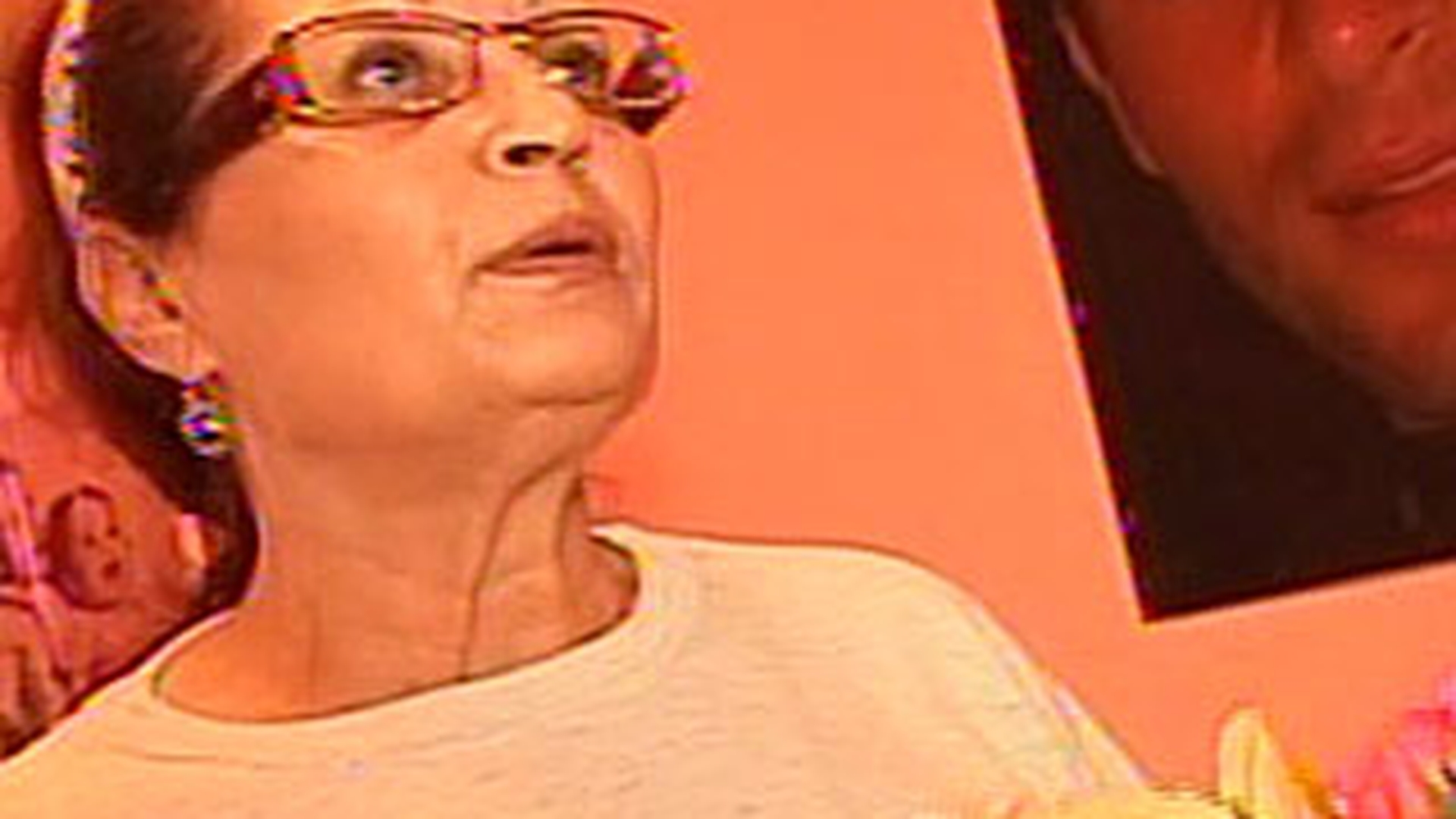 VIDEO De ce a facut Zavoranca avort: "Soacra-mea mi-a zis: "Ma p*s pe copilul tau! As fi vrut sa am puterea sa ma sinucid!"