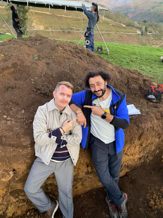 Codin Maticiuc, în culmea fericirii după ce a fost sunat de Mihai Bendeac: “Cel mai mare giveaway din istoria social media: 100.000 de euro”. Singura rugăminte a actorului