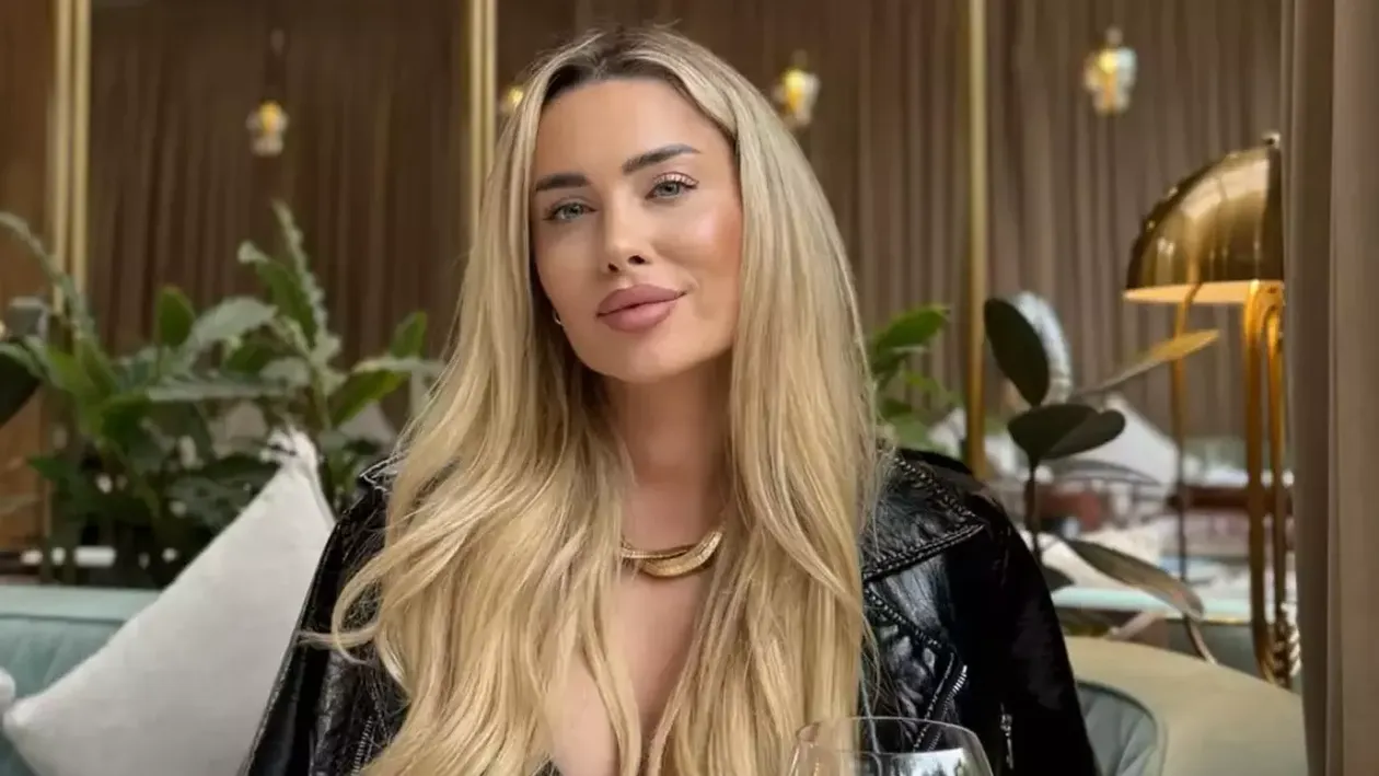 Așa nu ai mai văzut-o niciodată pe ispita Oana Monea! Cum s-a afișat alături de iubitul-polițist, în vacanță? Totul e clar