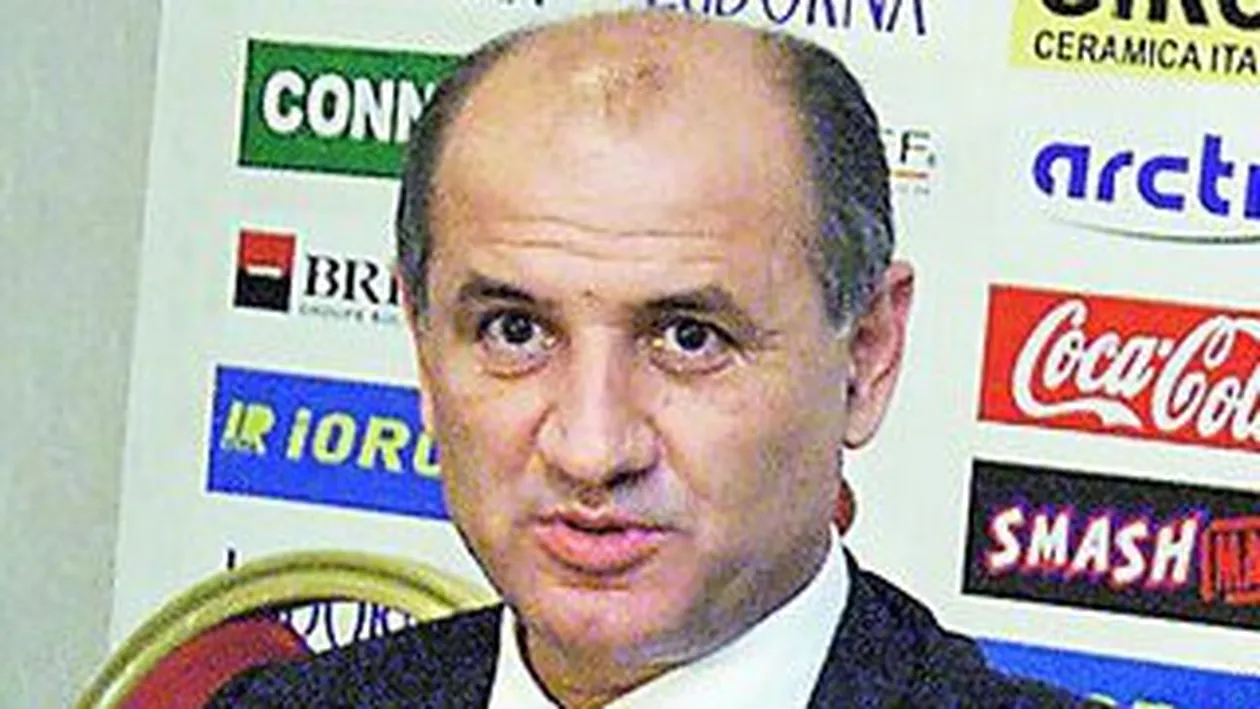 Copos il vrea pe Munti antrenor