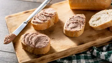 Pateul vegetal de post este periculos. Ce se întâmplă în corpul tău după ce îl mănânci