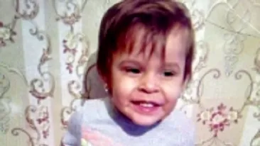 O fetiță de trei ani din Olteniţa, dată dispărută. Apelul lansat de poliţie