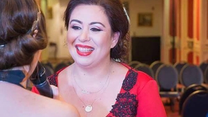 OANA ROMAN a emoţionat pe toată lumea. A fost alături de GABRIEL COTABIŢĂ la nunta artistului şi...