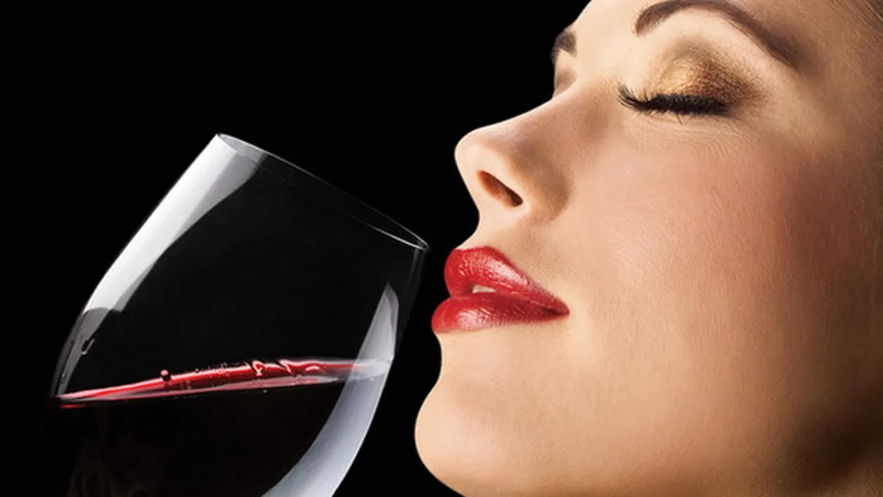 Ce se intampla daca beti ZILNIC un pahar de vin. Efectul NECUNOSCUT pana acum al ALCOOLULUI
