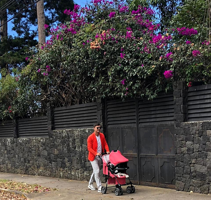 Țara unde a fost fotografiată Elena Udrea alături de iubitul ei! Reacția Elenei Băsescu când a văzut poza