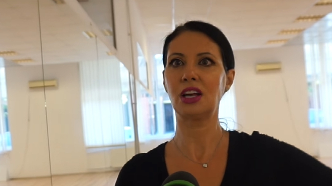 După ce a fost casieră la magazinul Adinei Buzatu, mama Antoniei şi-a găsit o nouă ocupaţie:”Sunt foarte entuziasmată...”