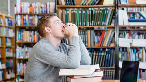 Rugăciune pentru examen. Ce trebuie trebuie să spui pentru reușita la BAC toamnă 2018