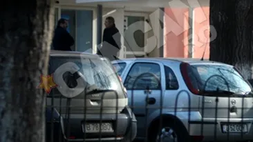 Tatal elevei abuzate sexual de profesorul de la Jean Monnet si-a vizitat fiica la spital, dupa ce a fost operata