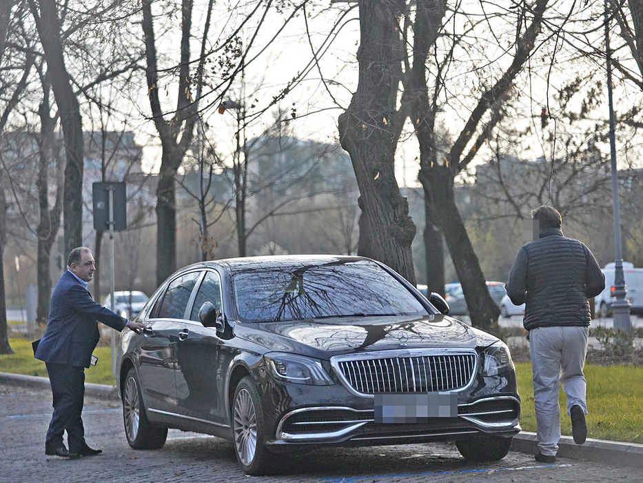 Soferul a venit în scurt timp (Foto: CANCAN.RO)