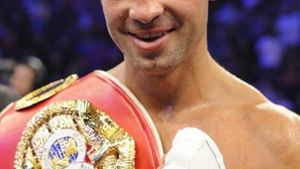 Lucian Bute, campion absolut! Si-a aparat pentru a noua oara centura cu succes! L-a batut la puncte pe Johnson!