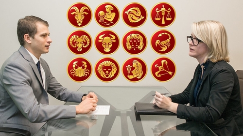 2 zodii care își vor schimba locul de muncă în octombrie 2024. Întreg Universul conspiră în favoarea lor