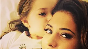 Sfasiata de dor, Antonia plange de fiecare data cand vede filmuletul acesta cu fiica sa! “O iubesc pe mami...