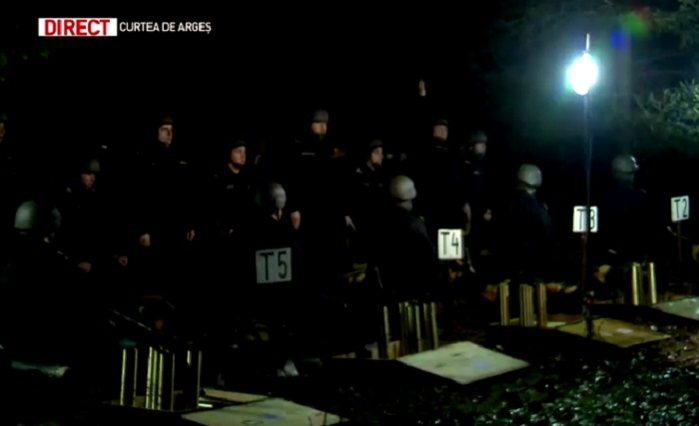 Ce s-a întâmplat azi la Palatul Elisabeta! Membrii Casei Regale, într-o ipostază rară la o săptămână după ce Regele Mihai a fost înmormântat