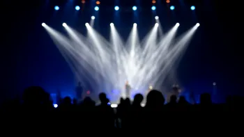 Concert cu Ducu Bertzi în Piața Constituției. Programul evenimentelor culturale pe 23 decembrie 2025