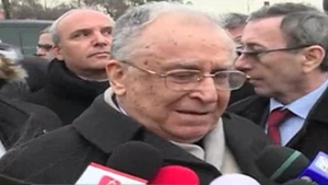 Iliescu la vot: “Sper ca un baiat tanar sa devina presedinte”
