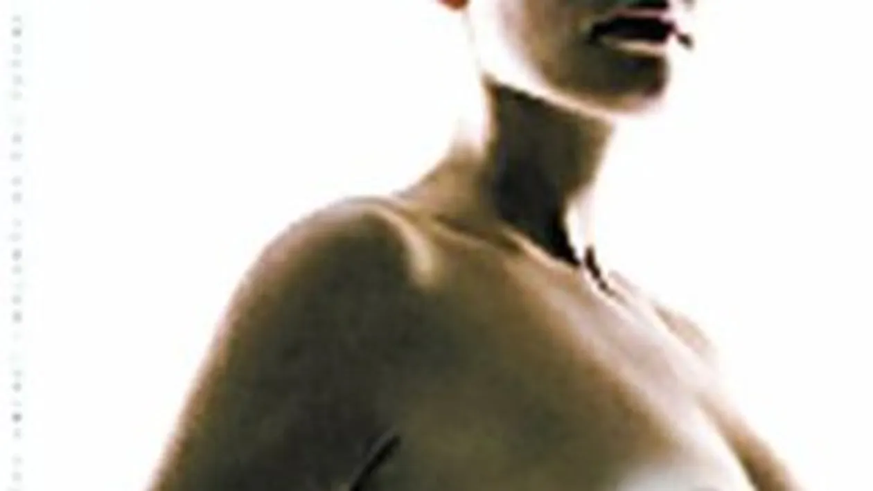 Siliconul reface pieptul operat de cancer