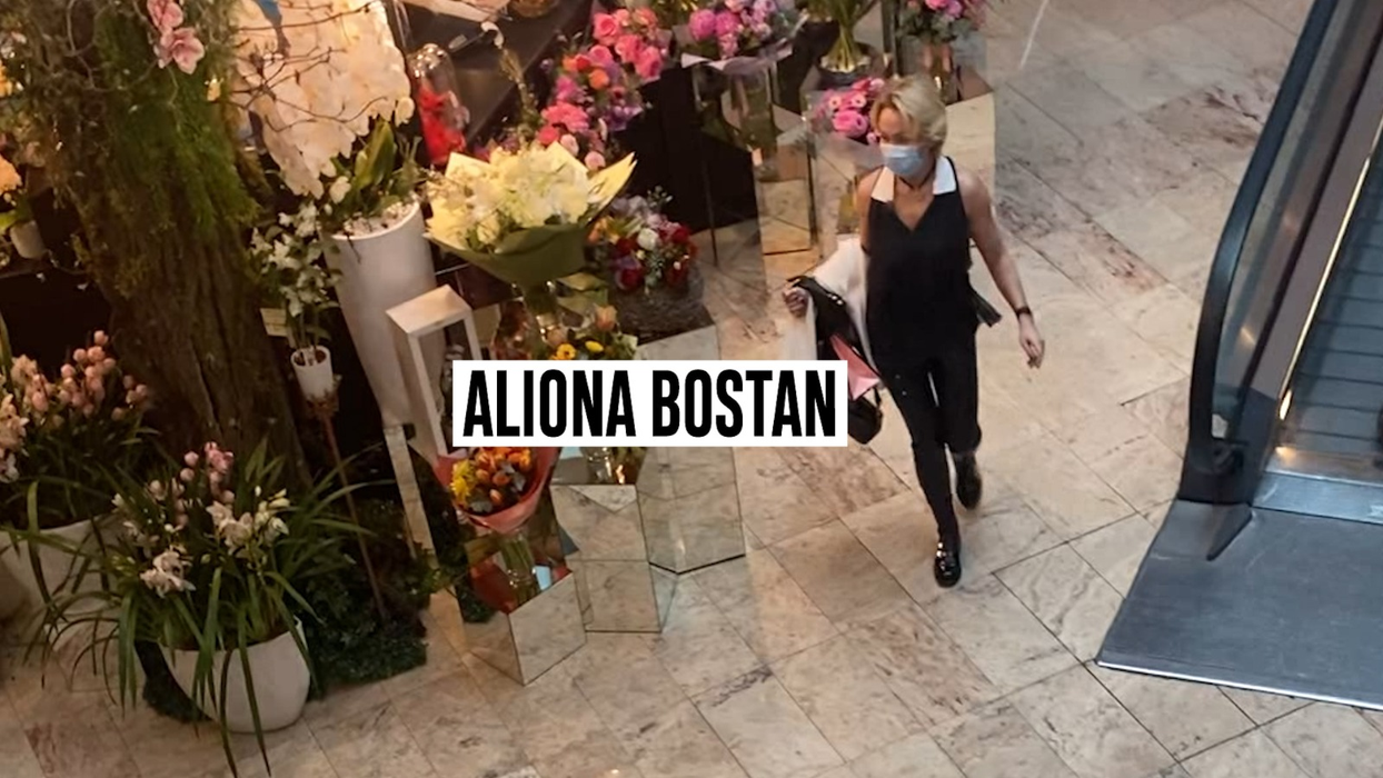 Aliona Bostan nu a putut să se abțină când a dat peste o florărie