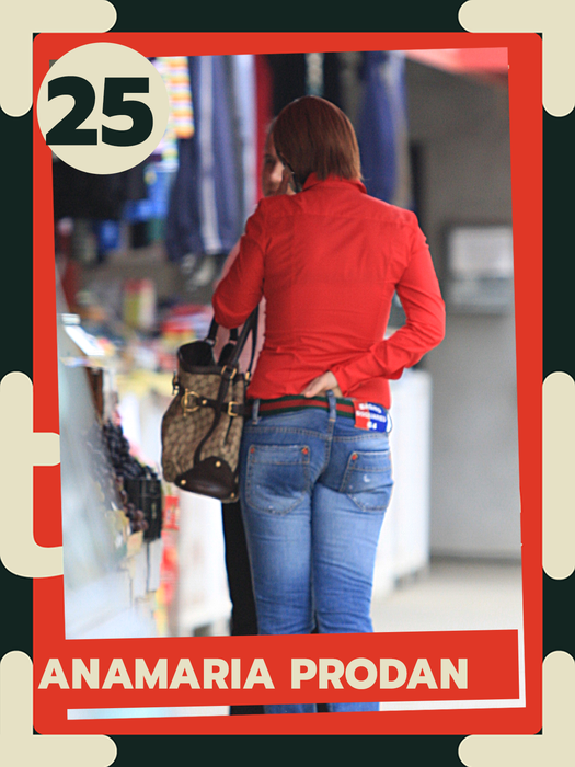 Top 30 vedete care își aranjează pantalonii într-un mod provocator