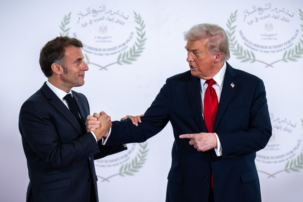 Donald Trump şi președinte francez Emmanuel Macron-sursă foto: hepta