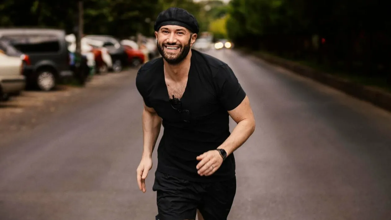 De câți ani nu a mai ieșit Mihai Bendeac cu o femeie. Care este motivul real: „E un viciu”