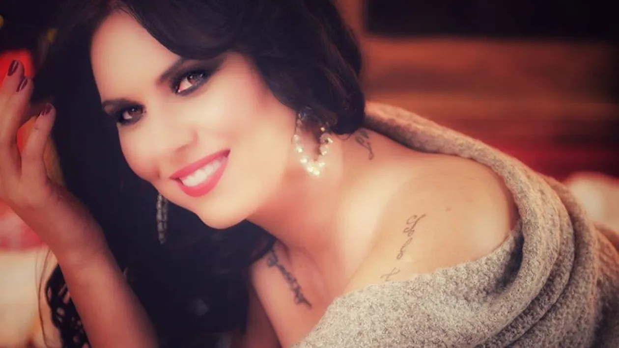 Raluca Macovei a născut în mare secret! Primele poze cu bebelușul și ce nume i-a pus