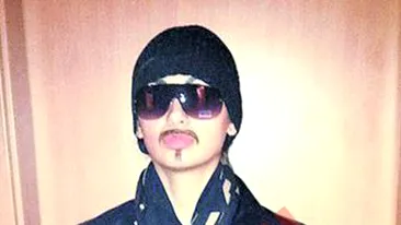 S-a deghizat in mafiot