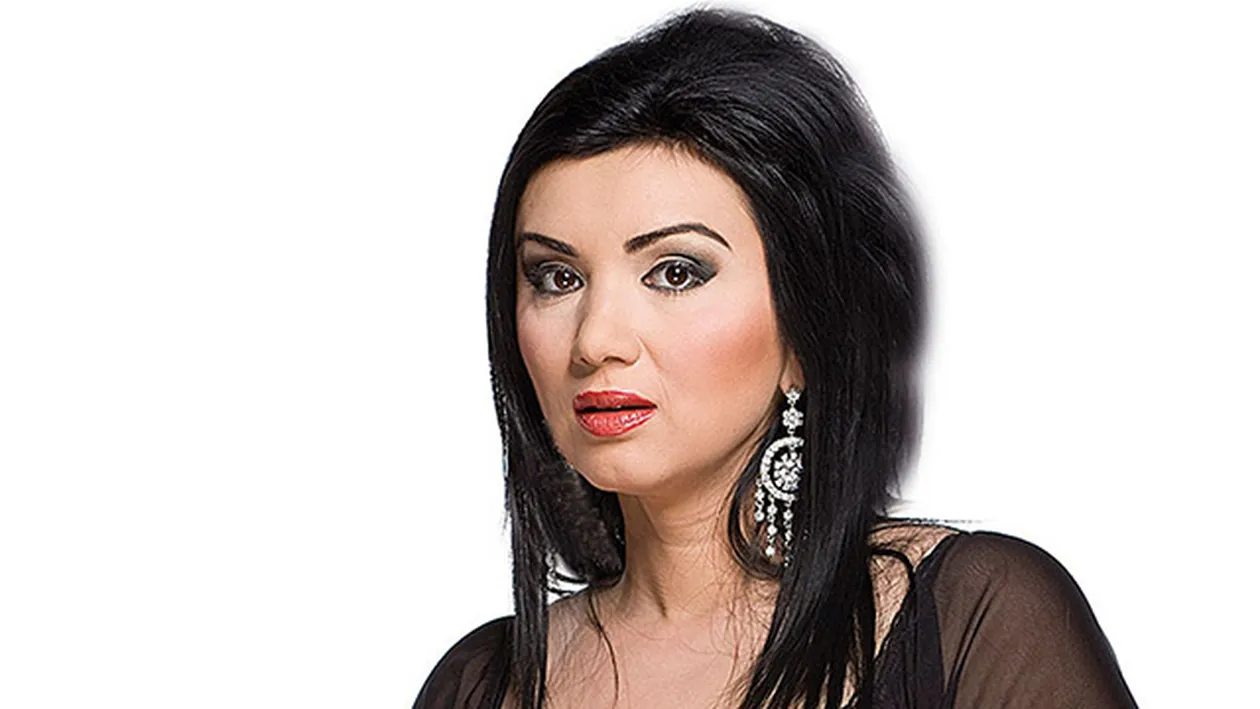Atentie, gospodinelor! Adriana Bahmuteanu va prezinta reteta ei de PASCA, fara ALUAT: E dietetica