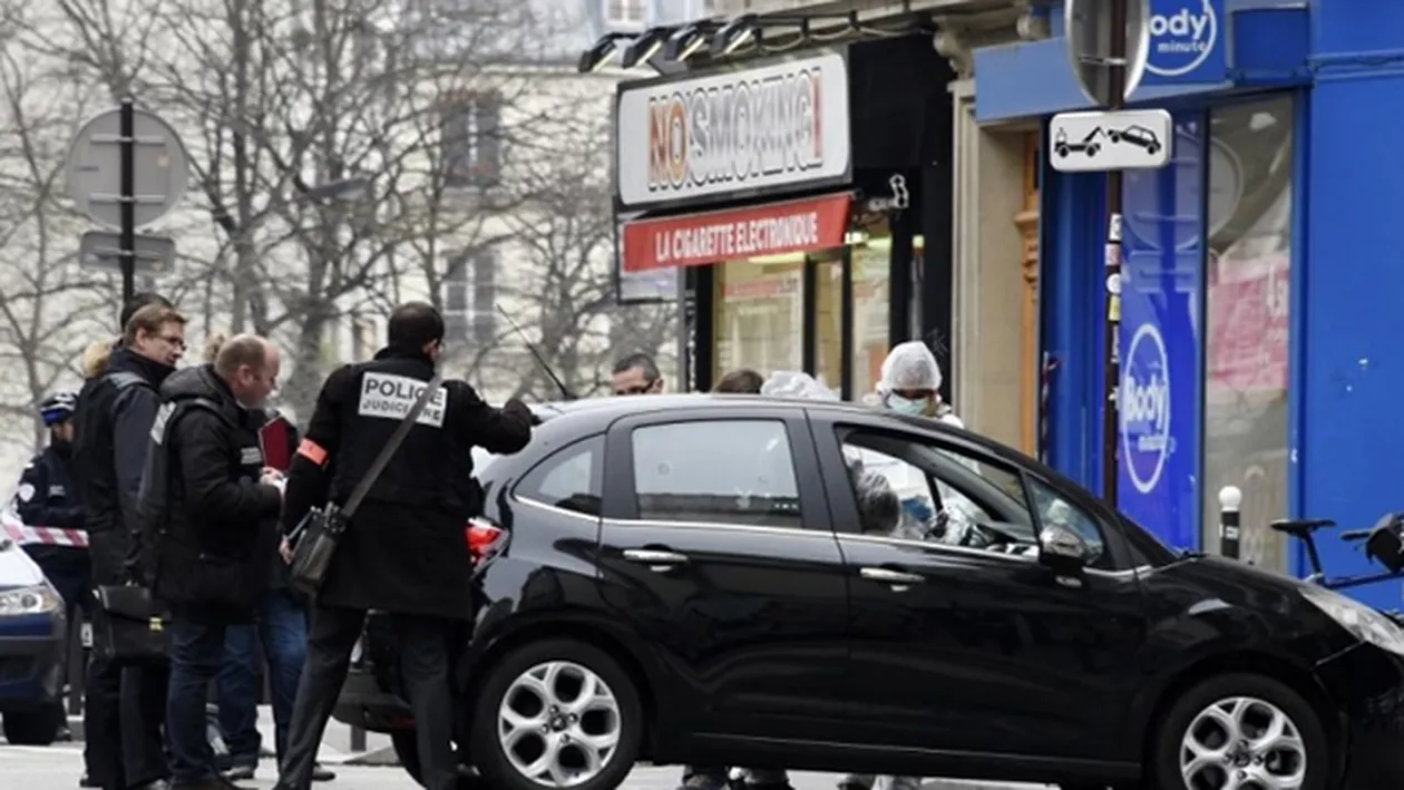 Parisul, din nou sub teroare! Un barbat a patruns intr-un oficiu postal cu o arma! Autoritatile au intervenit in forta