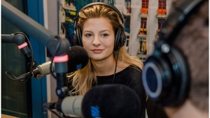 Ana Baniciu s-a arătat fanilor în colanți albi și cu limba scoasă: ”Oribili colanții...”