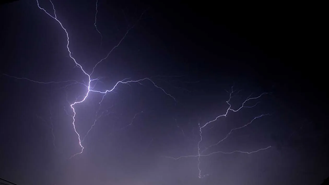 Vremea se schimbă drastic! Anunţul făcut de meteorologi în urmă cu câteva momente! Vezi care sunt zonele vizate