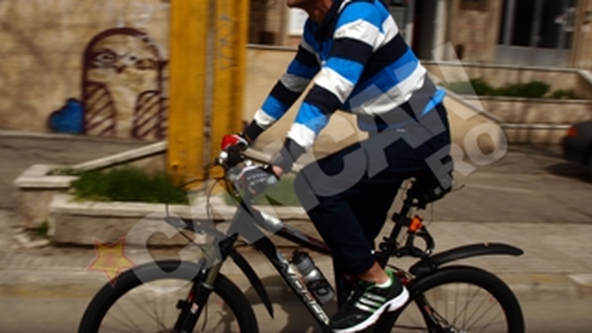 Pretul benzinei l-a "distrus" pe Radu Mazare! A cumparat biciclete pentru el si toata familia