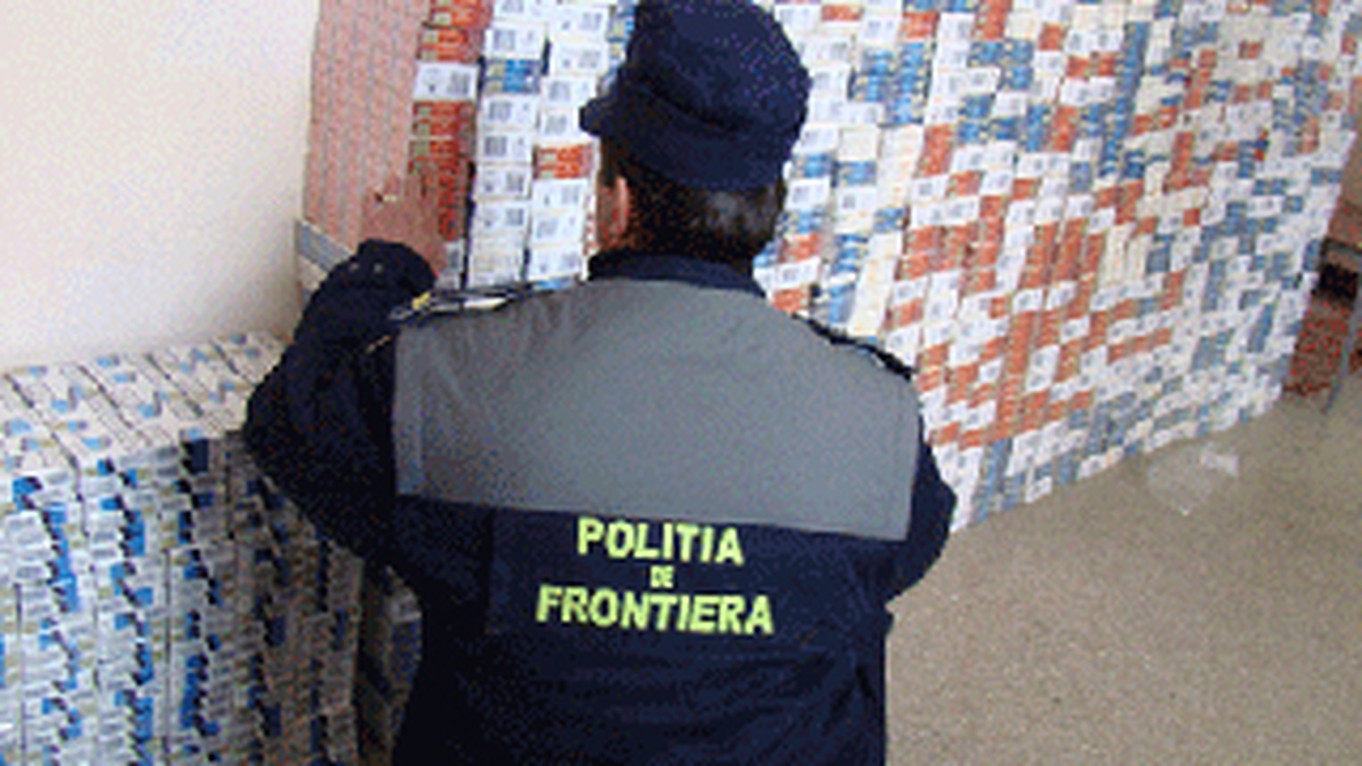 Politia de frontiera din Giurgiu a descoperit 176.000 de pachete cu tigari de contrabanda!