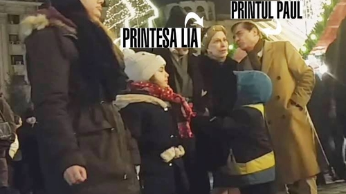 L-am filmat cu familia la Târgul de Crăciun. Primele imagini în public cu Prinţul Paul după eliberare!
