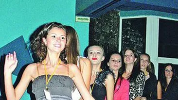 Cele mai frumoase fete din tara s-au distrat ca la carte! Miss pinguin!