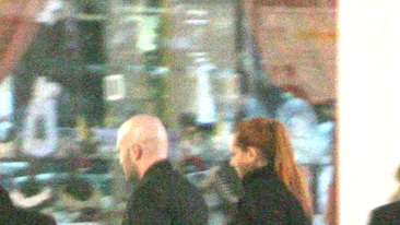 Ea sa fie celebra baby a lui Mihai Bendeac? Vezi unde isi duce actorul iubita dupa o noapte petrecuta impreuna