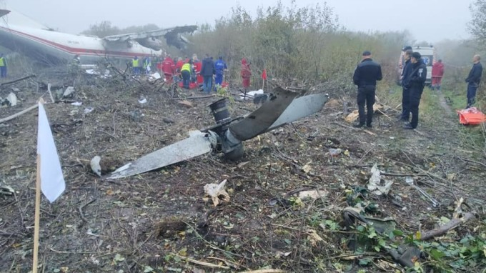 Avion prăbușit, nu se știe numărul morților! Câte persoane se aflau la bord + Anunțul unui consilier