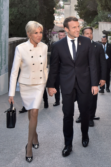 Secretul siluetei Primei Doamne a Franţei! Ce mănâncă Brigitte Macron şi cum reuşeşte să se menţină în formă