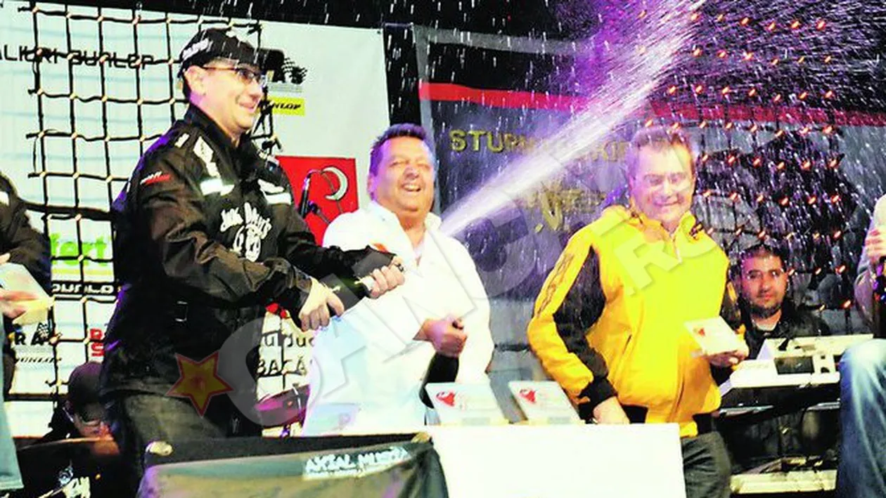 Victor Ponta paraseste cursele de raliu in glorie: Ma retrag din automobilism ca sa fiu prim-ministru